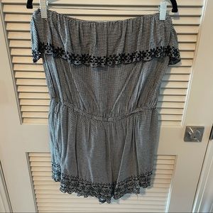 American Eagle Strapless Gingham Romper
